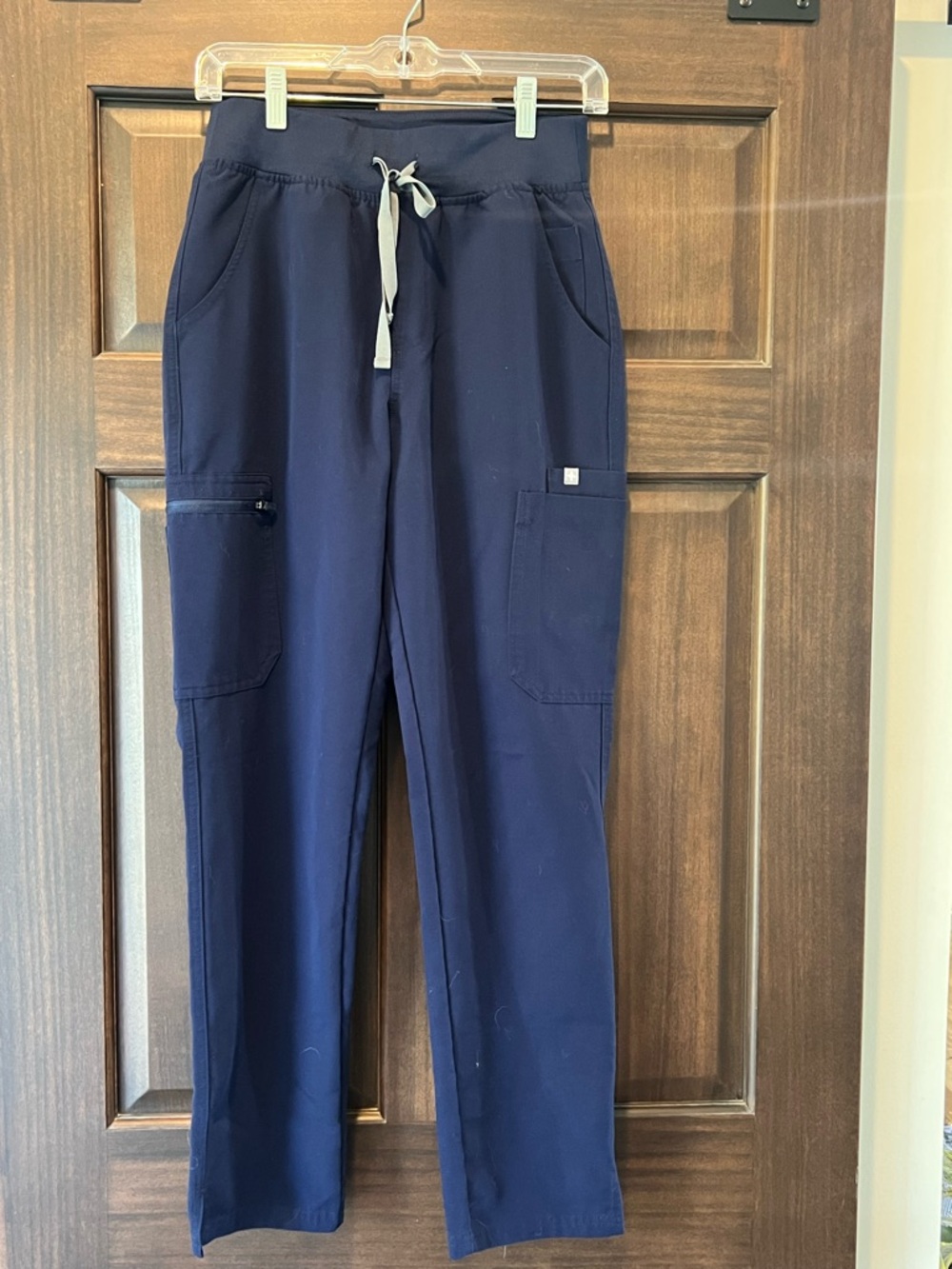 Figs technical collection navy scrub pants- size Small